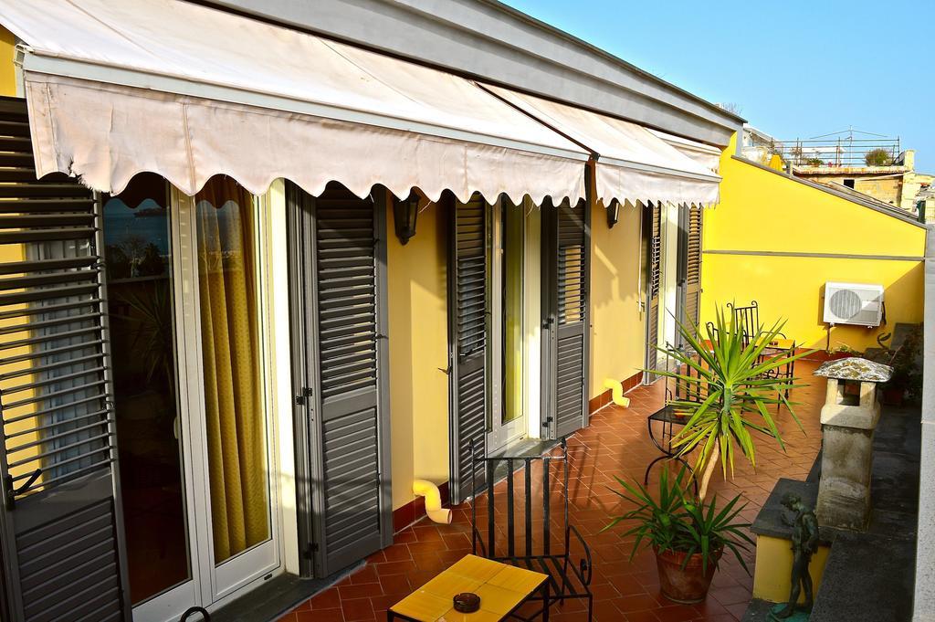Bed & Breakfast Riviera Di Chiaia Turrisi 3*